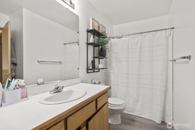 2826 NE 8th Street , Renton, WA 98056 - Photo 9