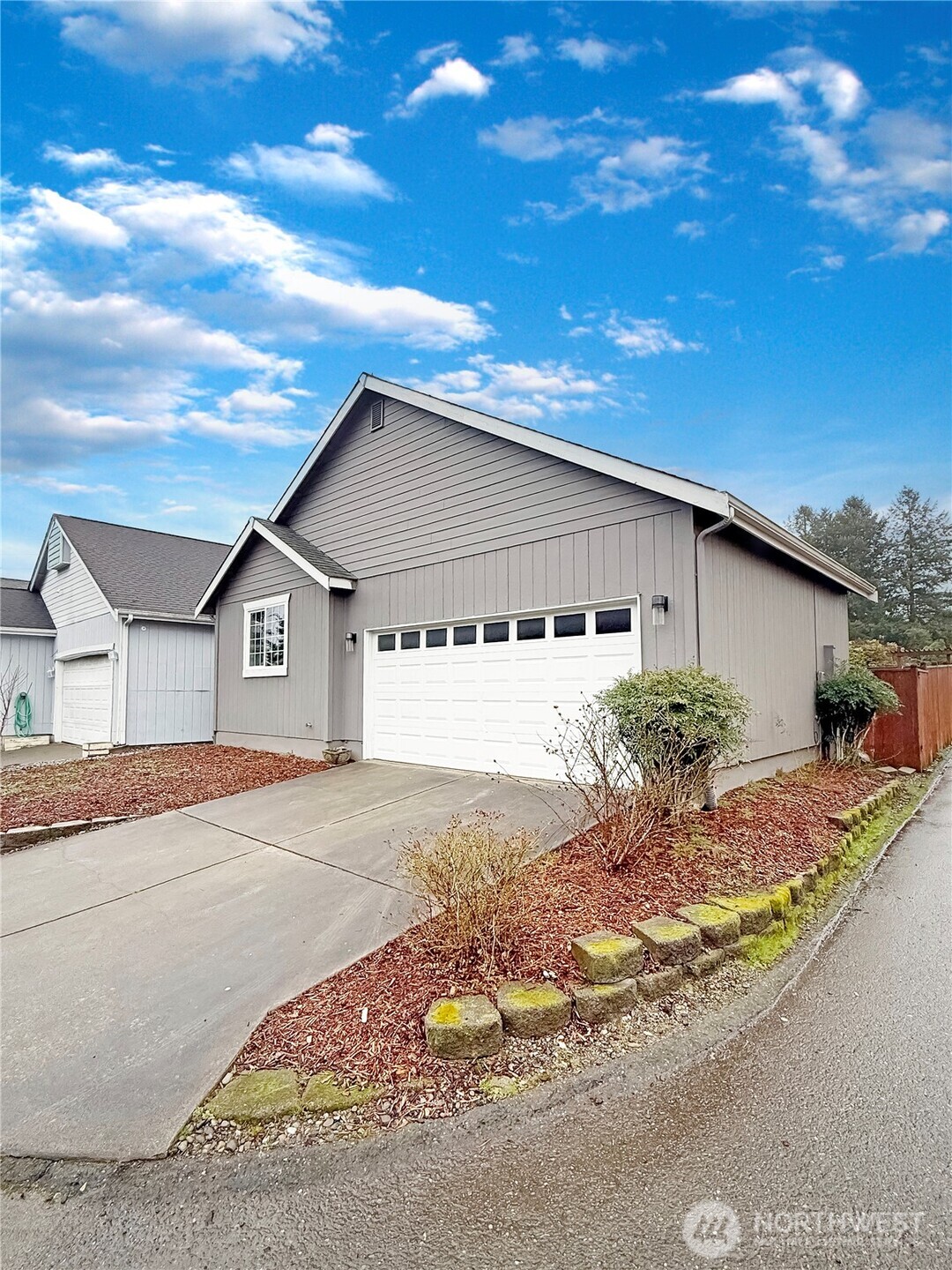 5501 Hamptons Street SE, Olympia, WA 98501