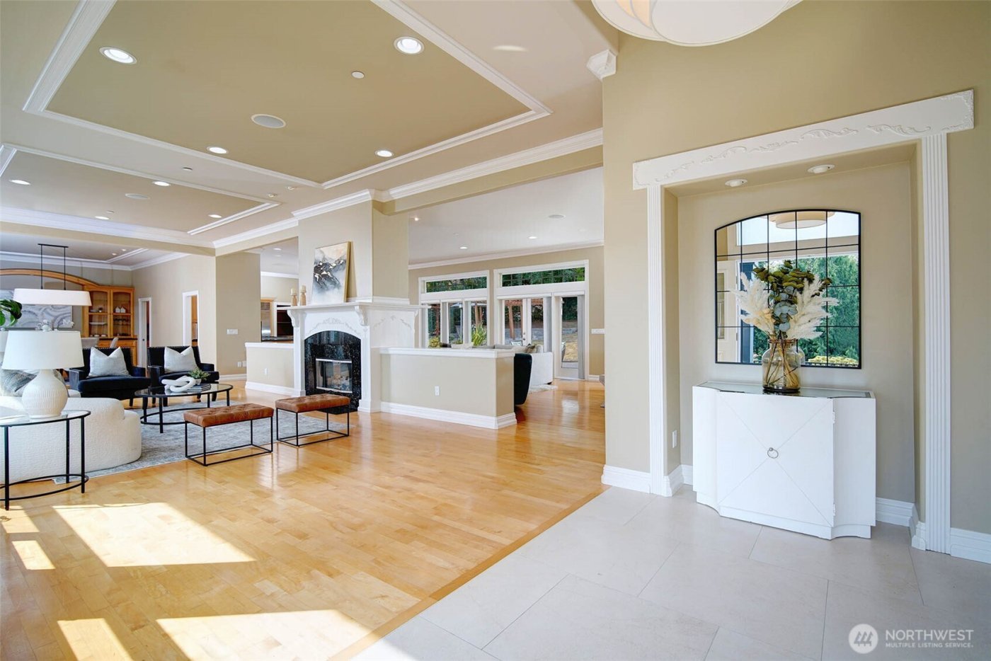 6145 93rd Avenue SE, Mercer Island, WA 98040-5045