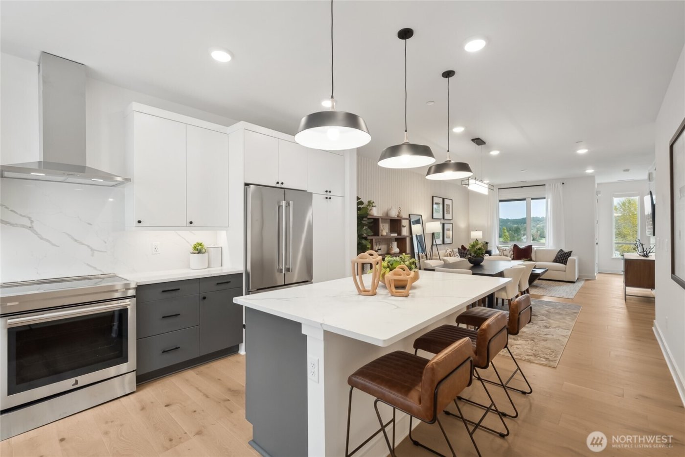 12217 137th Place NE #2704, Redmond, WA 98052