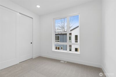 12217 137th Place NE #2704, Redmond, WA 98052 - Photo 14