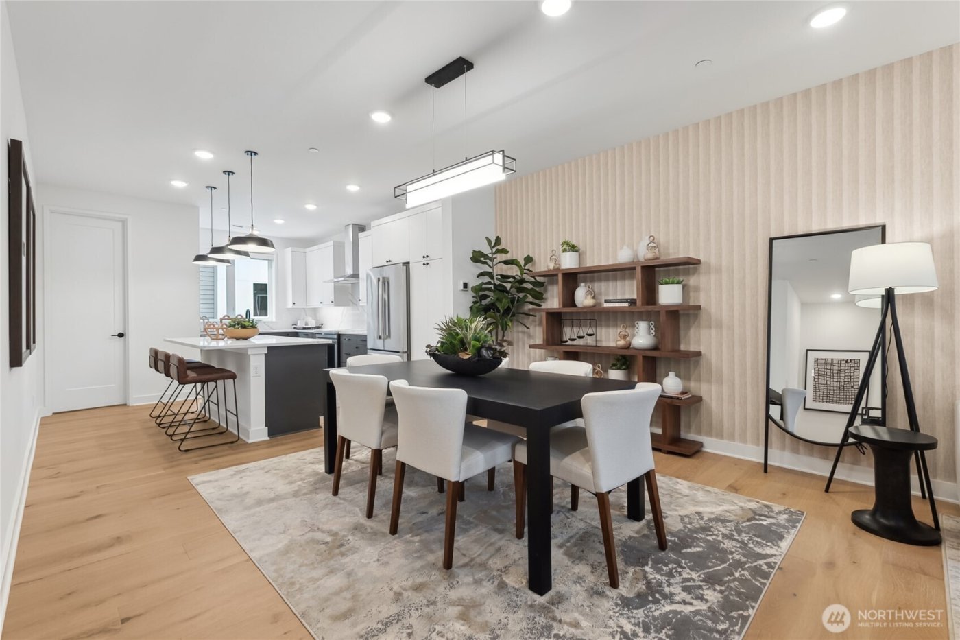 12217 137th Place NE #2704, Redmond, WA 98052