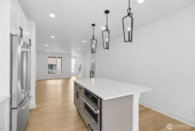 12217 137th Place NE #2704, Redmond, WA 98052 - Photo 10