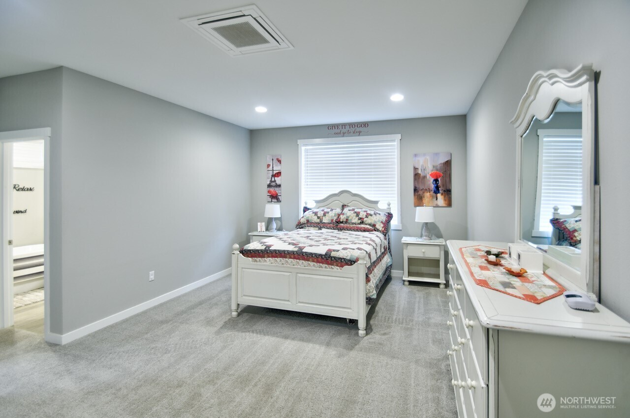 701 Myers Street SE, Rainier, WA 98576