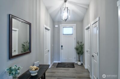 701 Myers Street SE, Rainier, WA 98576 - Photo 2