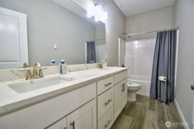 701 Myers Street SE, Rainier, WA 98576 - Photo 21