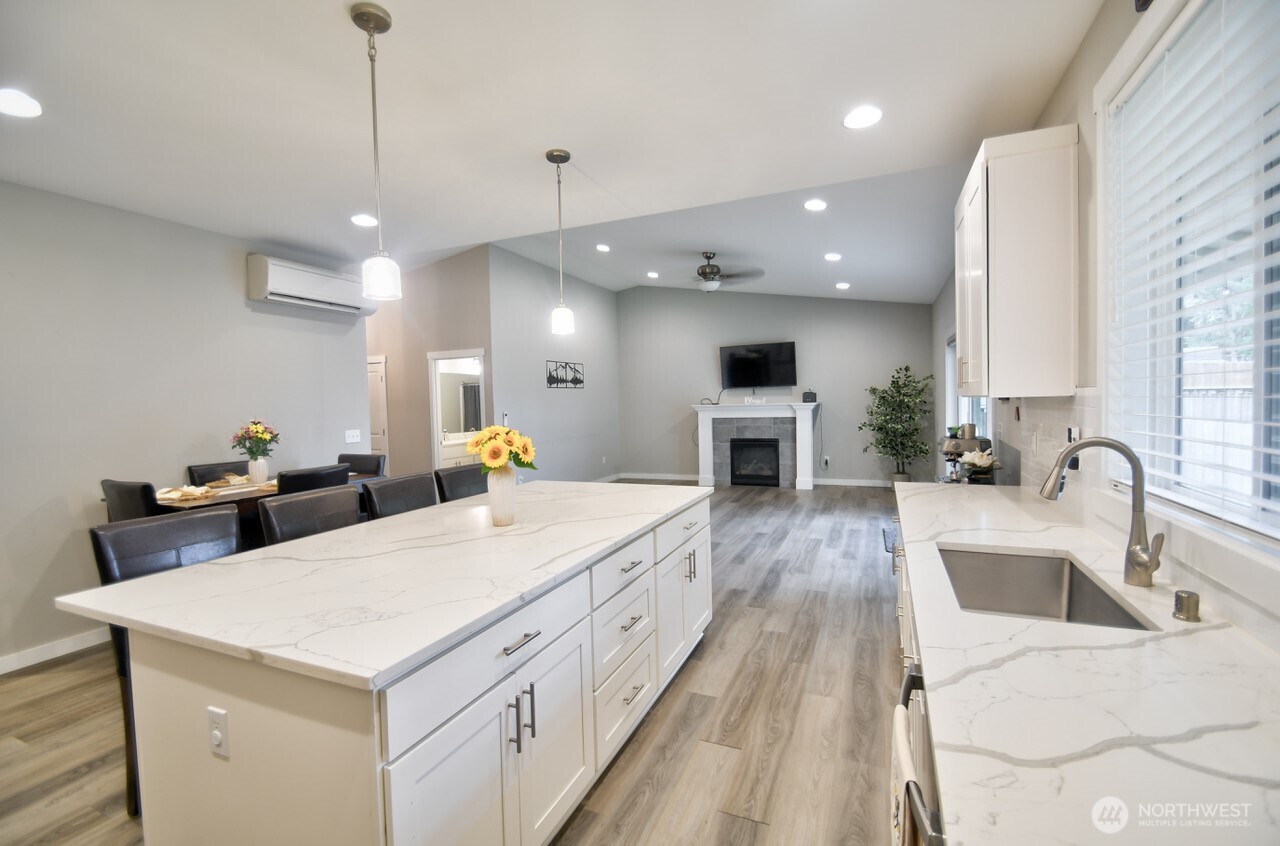 701 Myers Street SE, Rainier, WA 98576