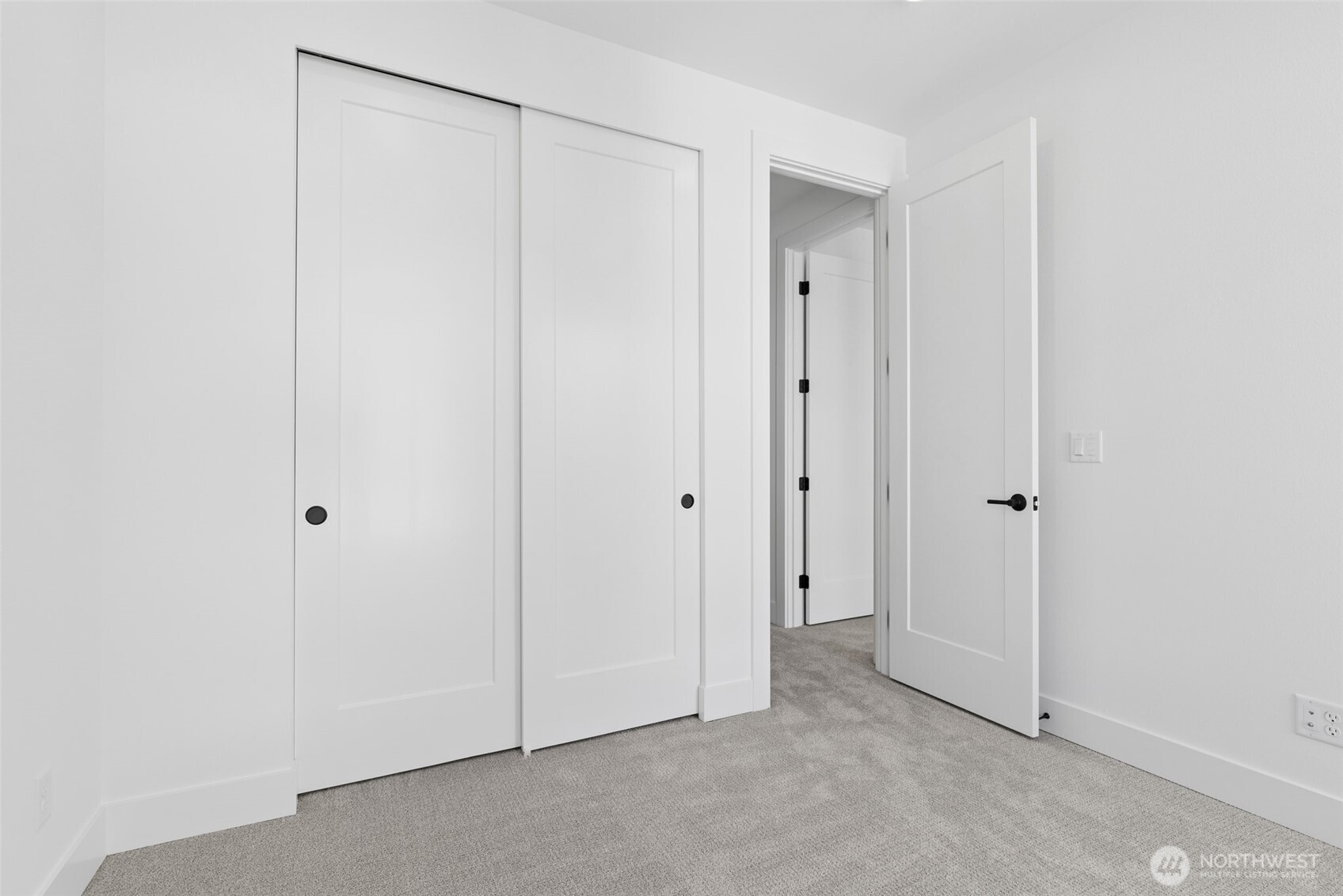 12201 137th Place NE #2502, Redmond, WA 98052