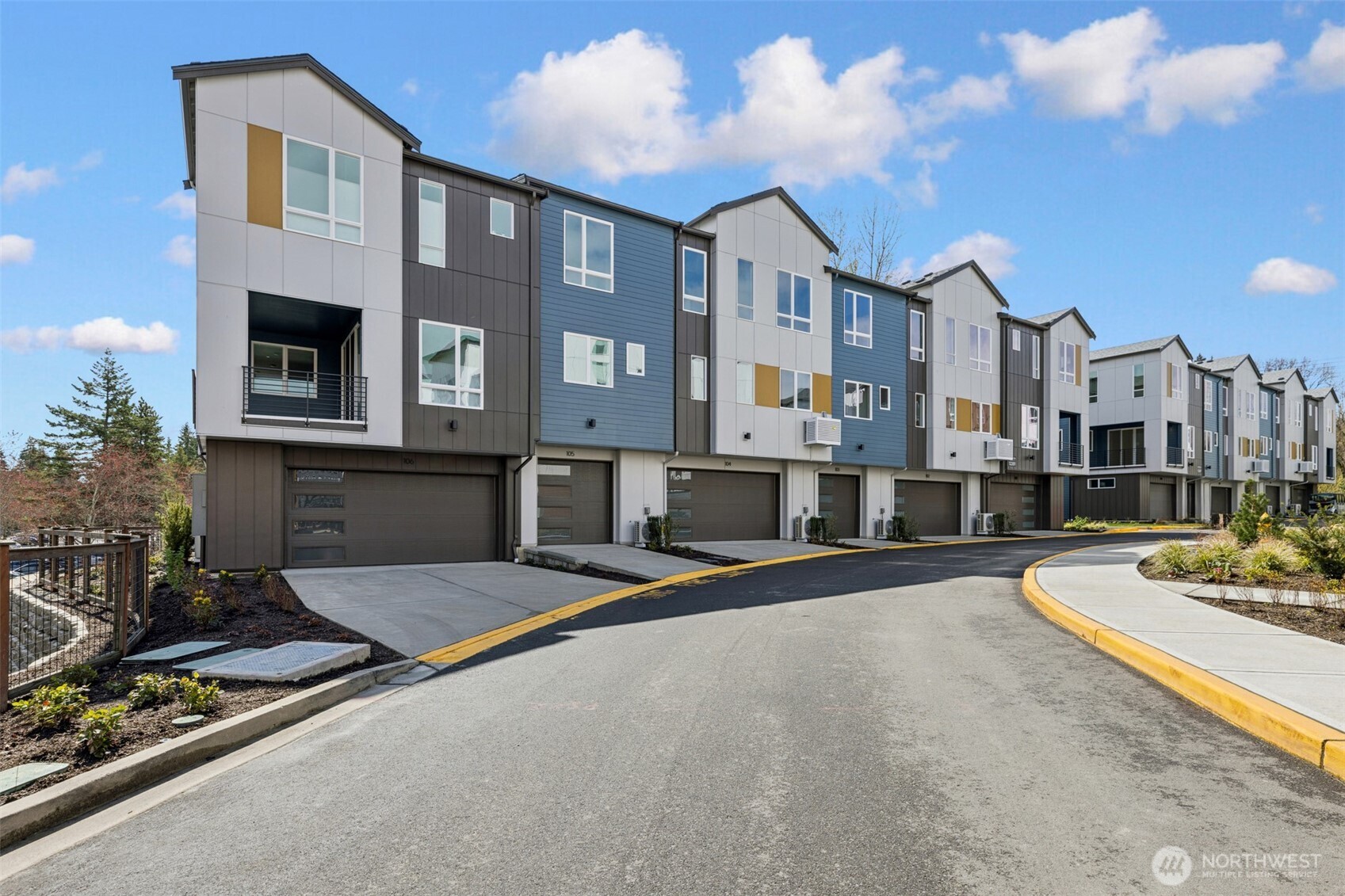 12201 137th Place NE #2502, Redmond, WA 98052