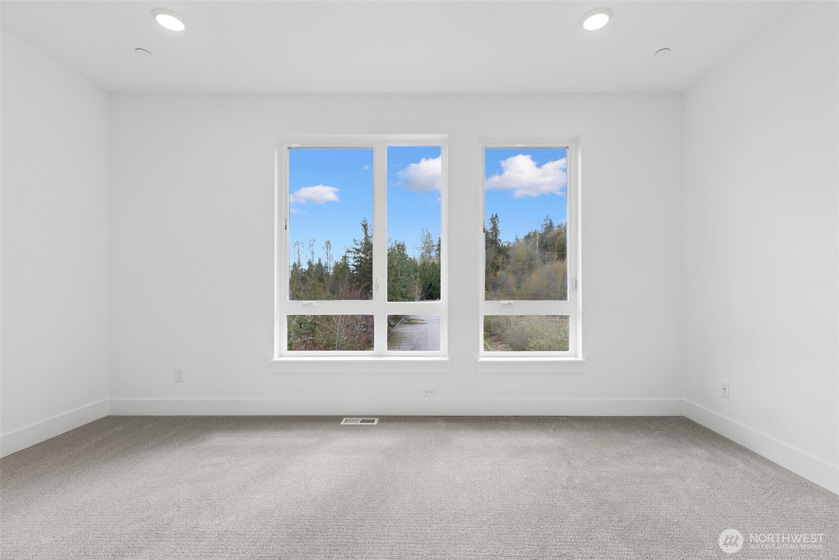 12201 137th Place NE #2502, Redmond, WA 98052