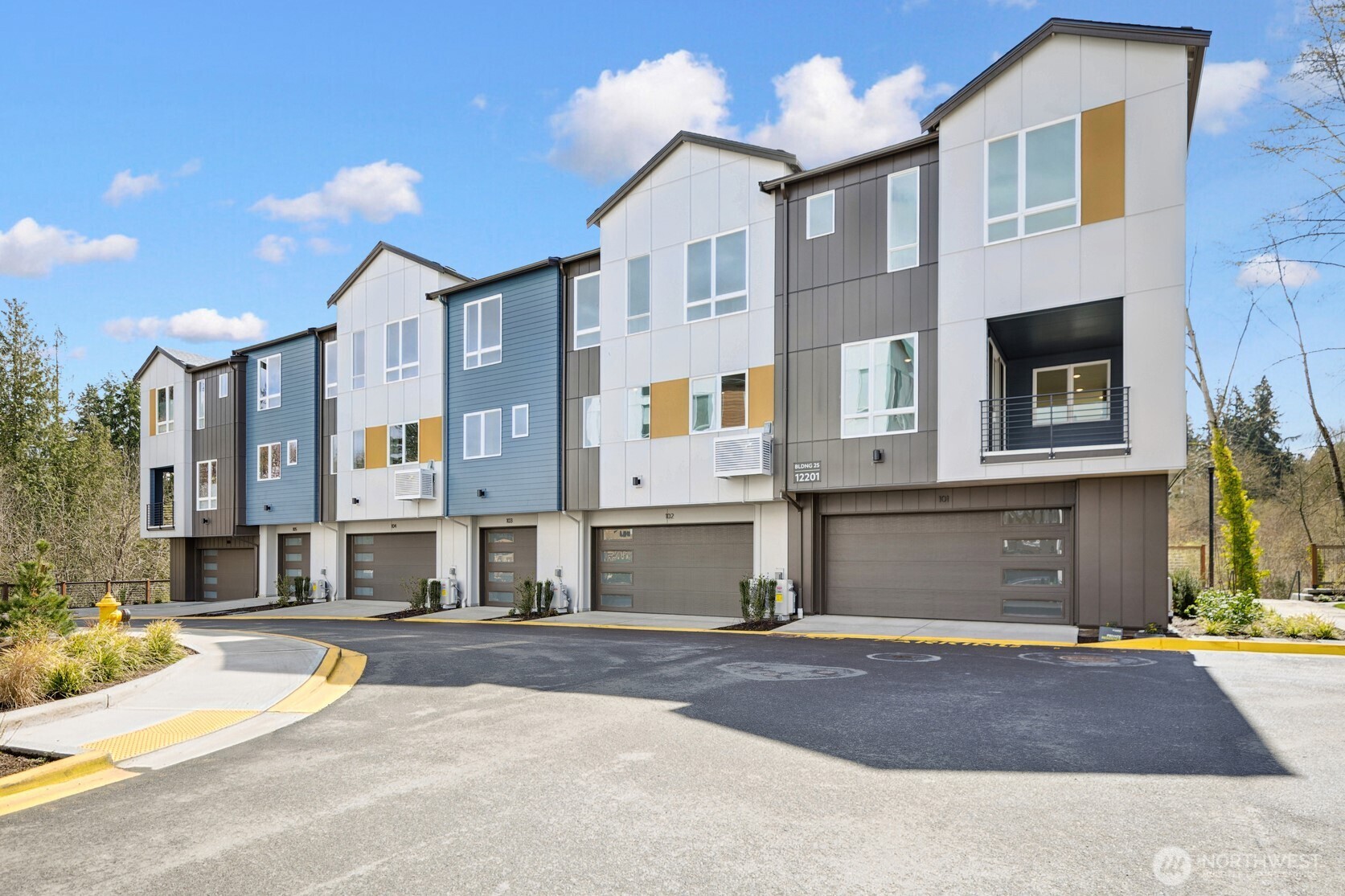 12201 137th Place NE #2502, Redmond, WA 98052