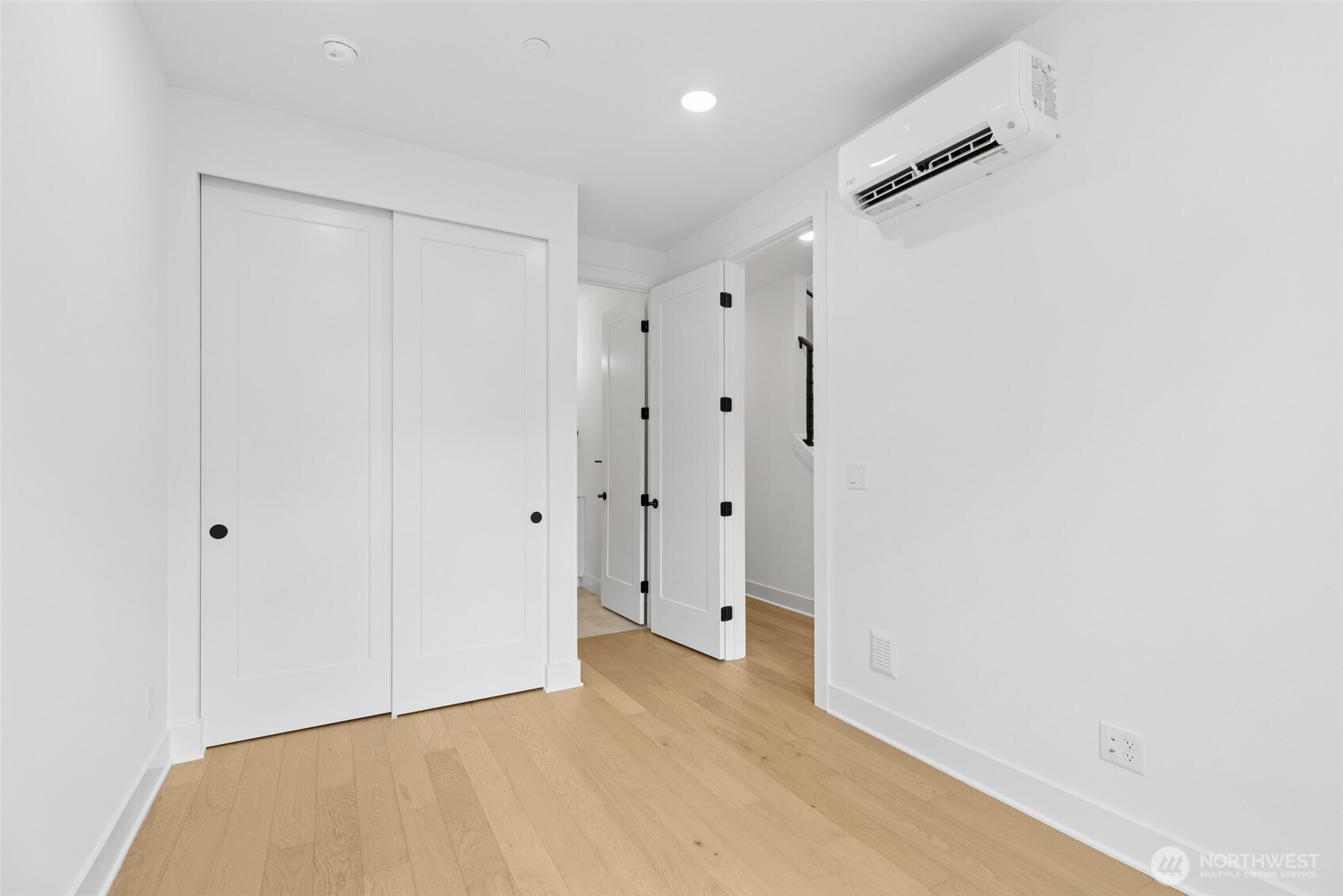 12201 137th Place NE #2502, Redmond, WA 98052