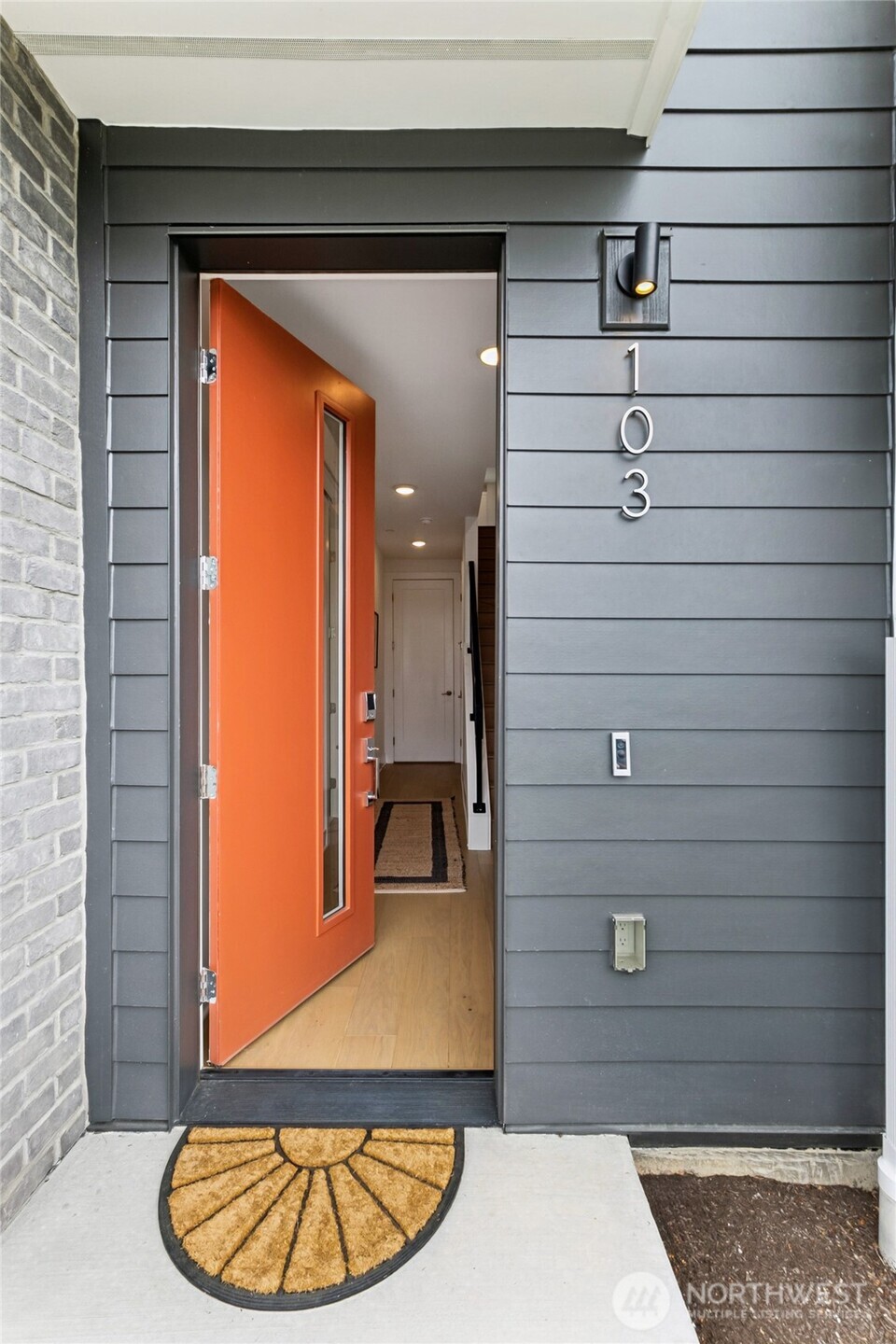 12217 137th Place NE #2703, Redmond, WA 98052