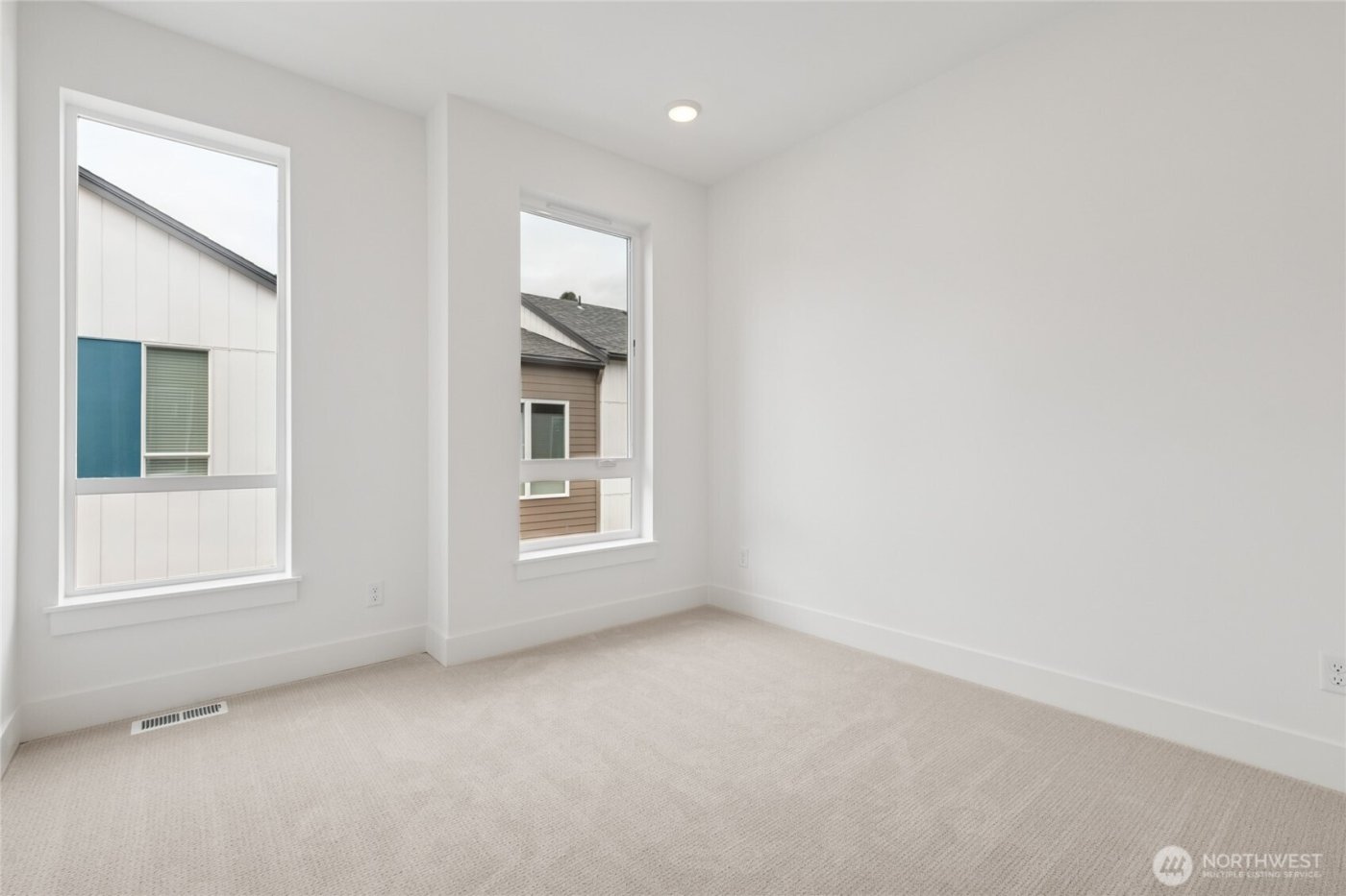 12217 137th Place NE #2703, Redmond, WA 98052