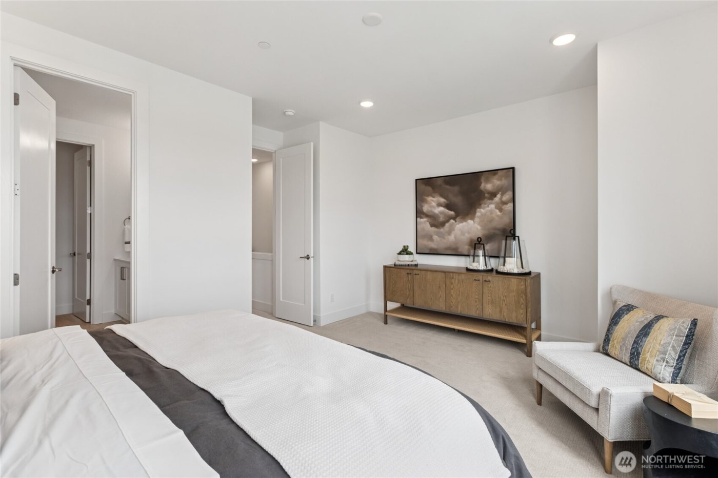 12217 137th Place NE #2703, Redmond, WA 98052