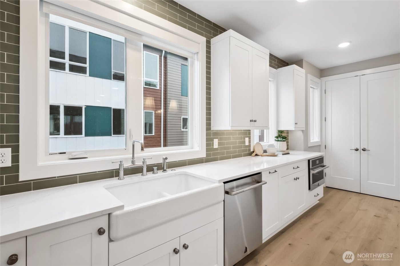 12207 137th Place NE #2602, Redmond, WA 98052