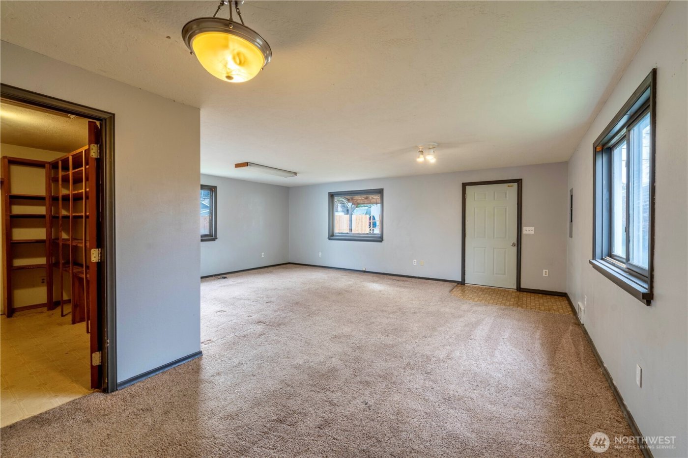 918 E 5th Street , Port Angeles, WA 98362