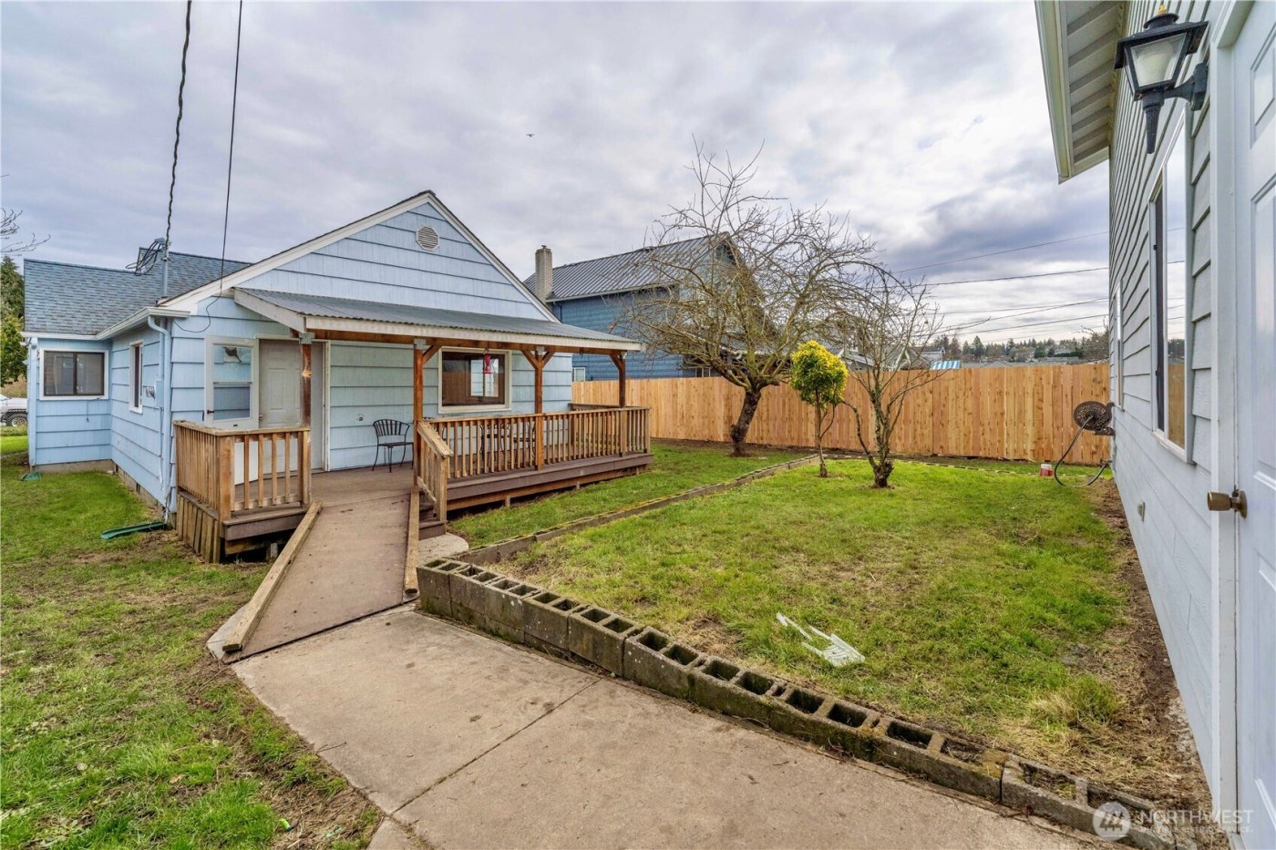 918 E 5th Street , Port Angeles, WA 98362