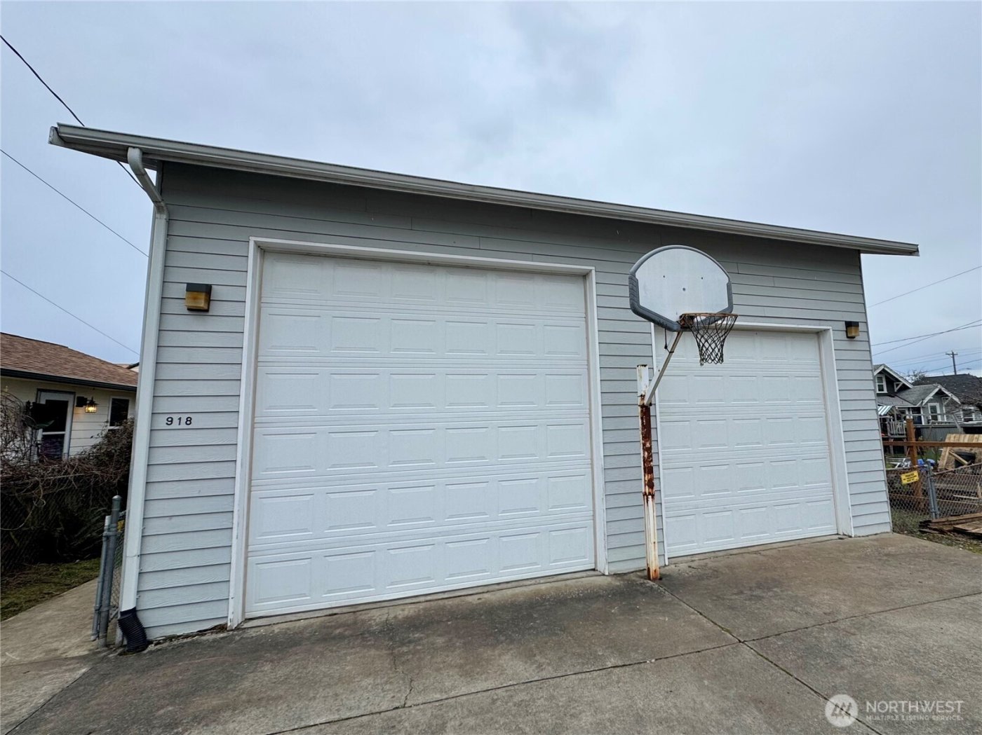 918 E 5th Street , Port Angeles, WA 98362