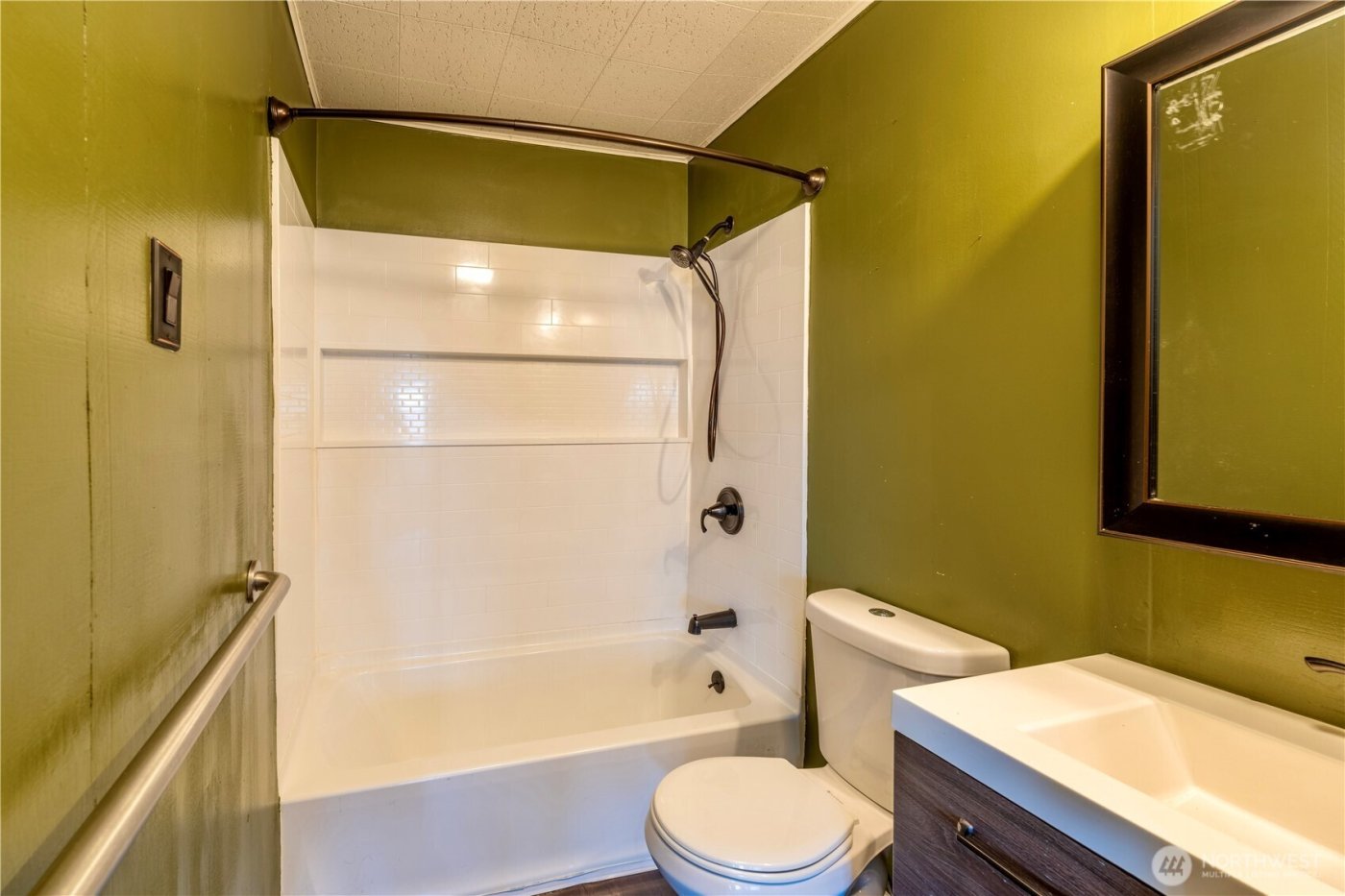 918 E 5th Street , Port Angeles, WA 98362