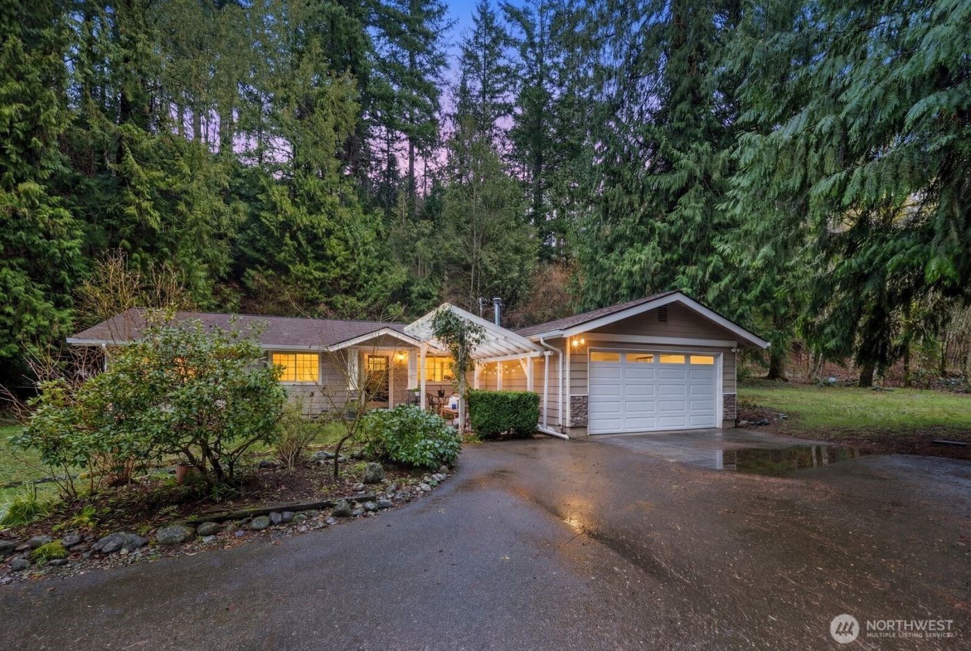 22828 Upper Dorre Don Way SE, Maple Valley, WA 98038
