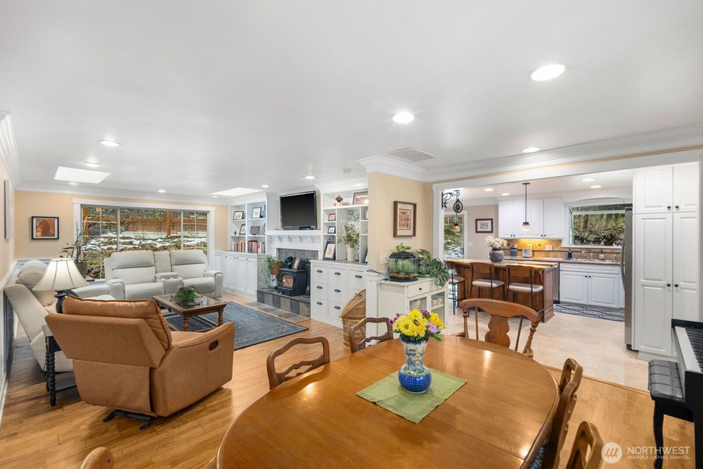 22828 Upper Dorre Don Way SE, Maple Valley, WA 98038