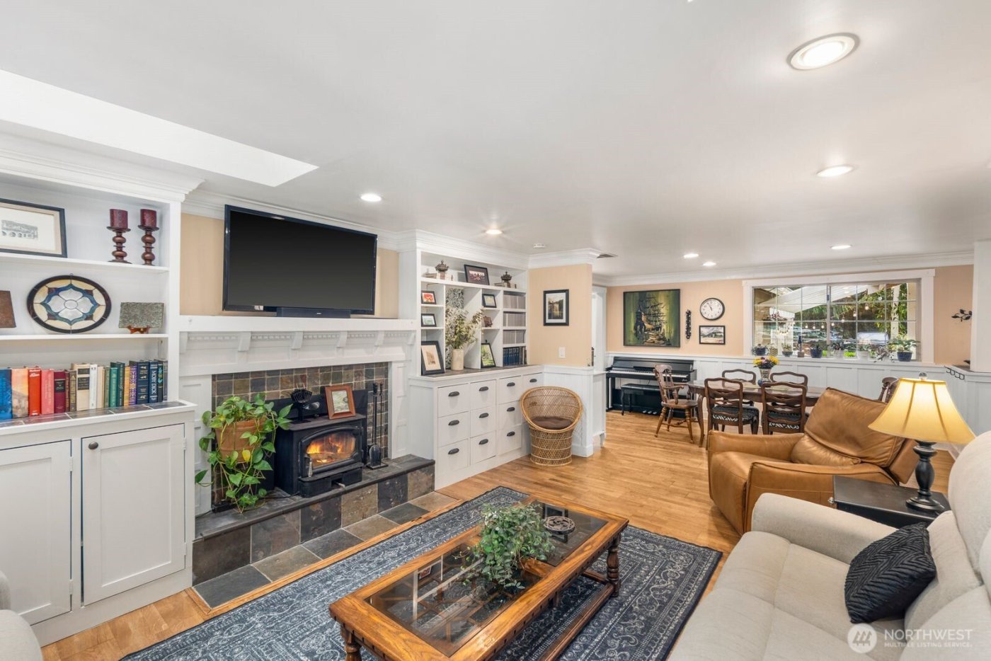 22828 Upper Dorre Don Way SE, Maple Valley, WA 98038