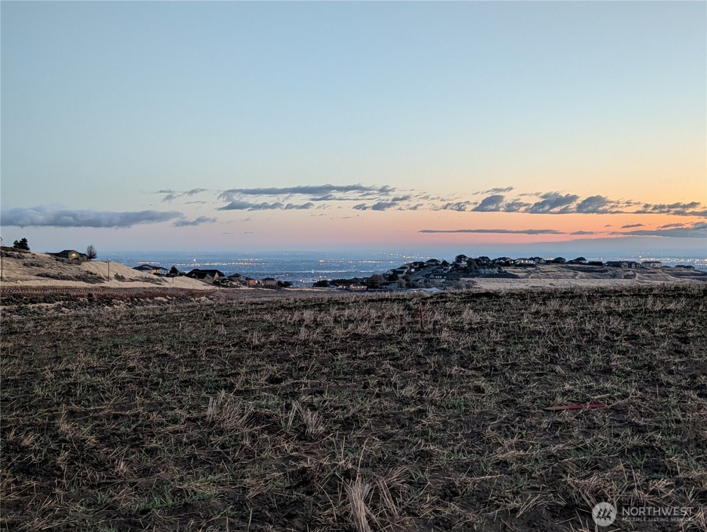 100900 E Bastian PR SE, Kennewick, WA 99338