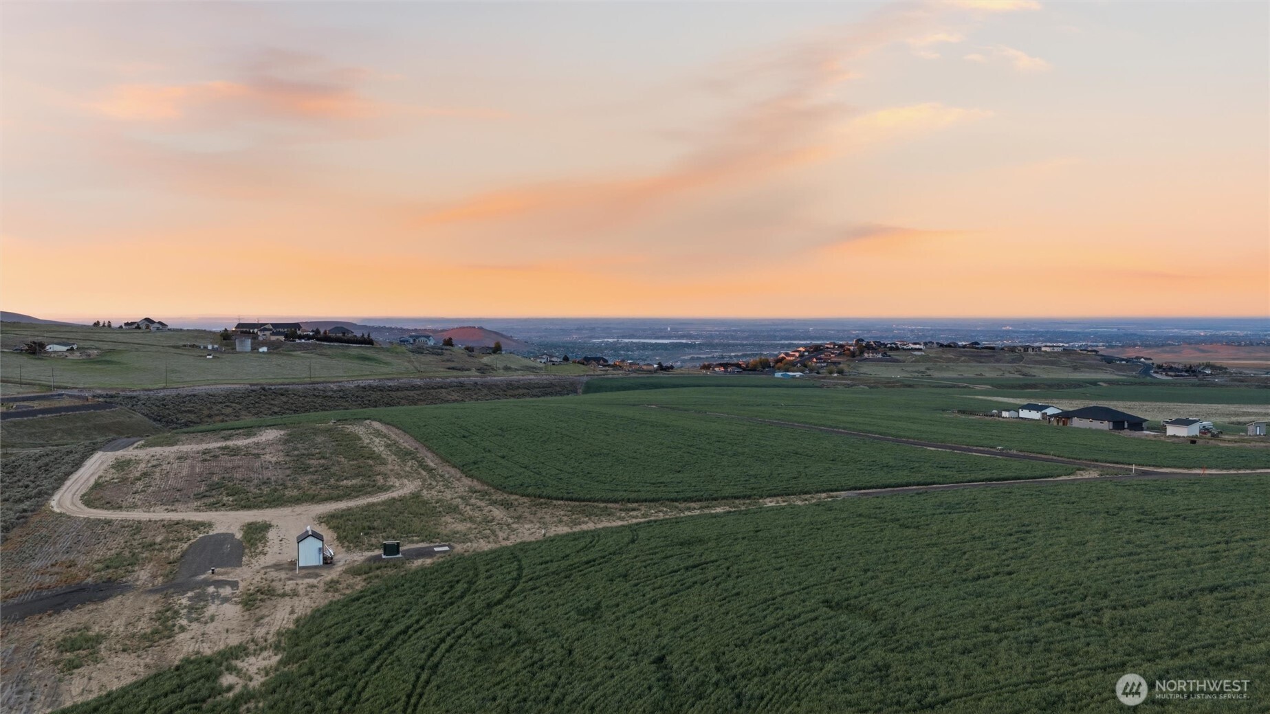 100900 E Bastian PR SE, Kennewick, WA 99338