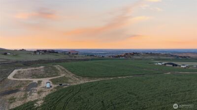 100900 E Bastian PR SE, Kennewick, WA 99338 - Photo 19