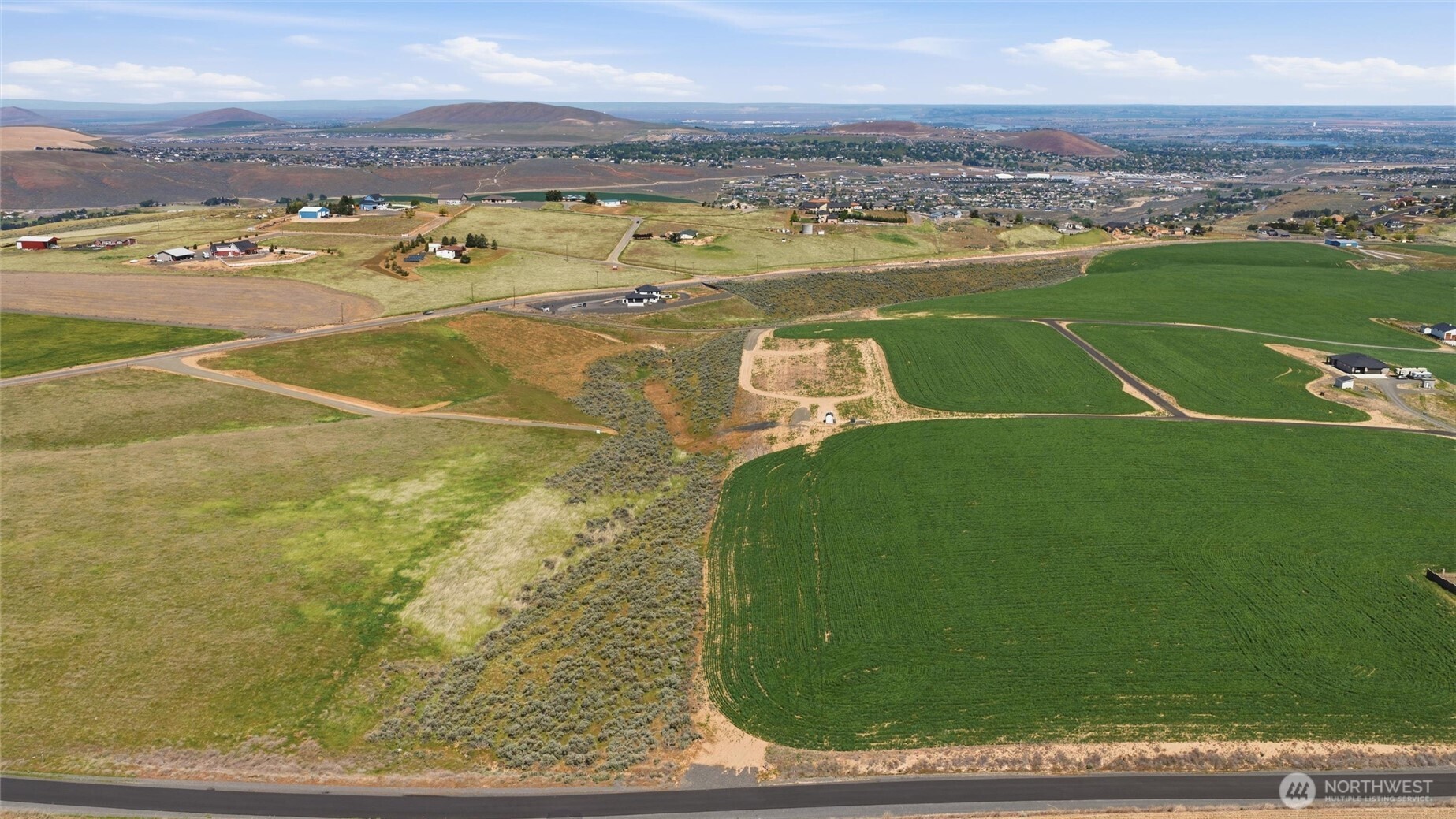 100900 E Bastian PR SE, Kennewick, WA 99338