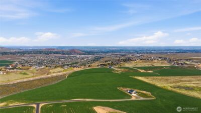 100900 E Bastian PR SE, Kennewick, WA 99338 - Photo 6