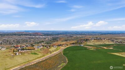 100900 E Bastian PR SE, Kennewick, WA 99338 - Photo 7