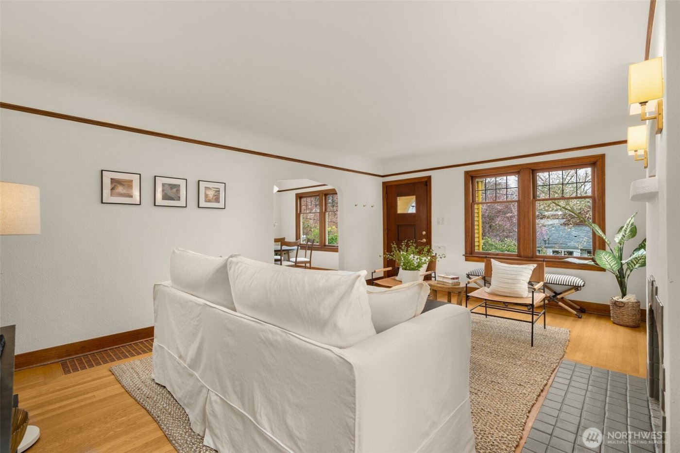 1724 31st Avenue , Seattle, WA 98122-3228