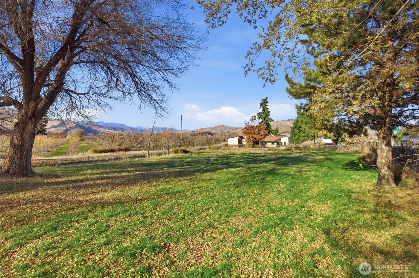 5 35th Street NW, East Wenatchee, WA 98802
