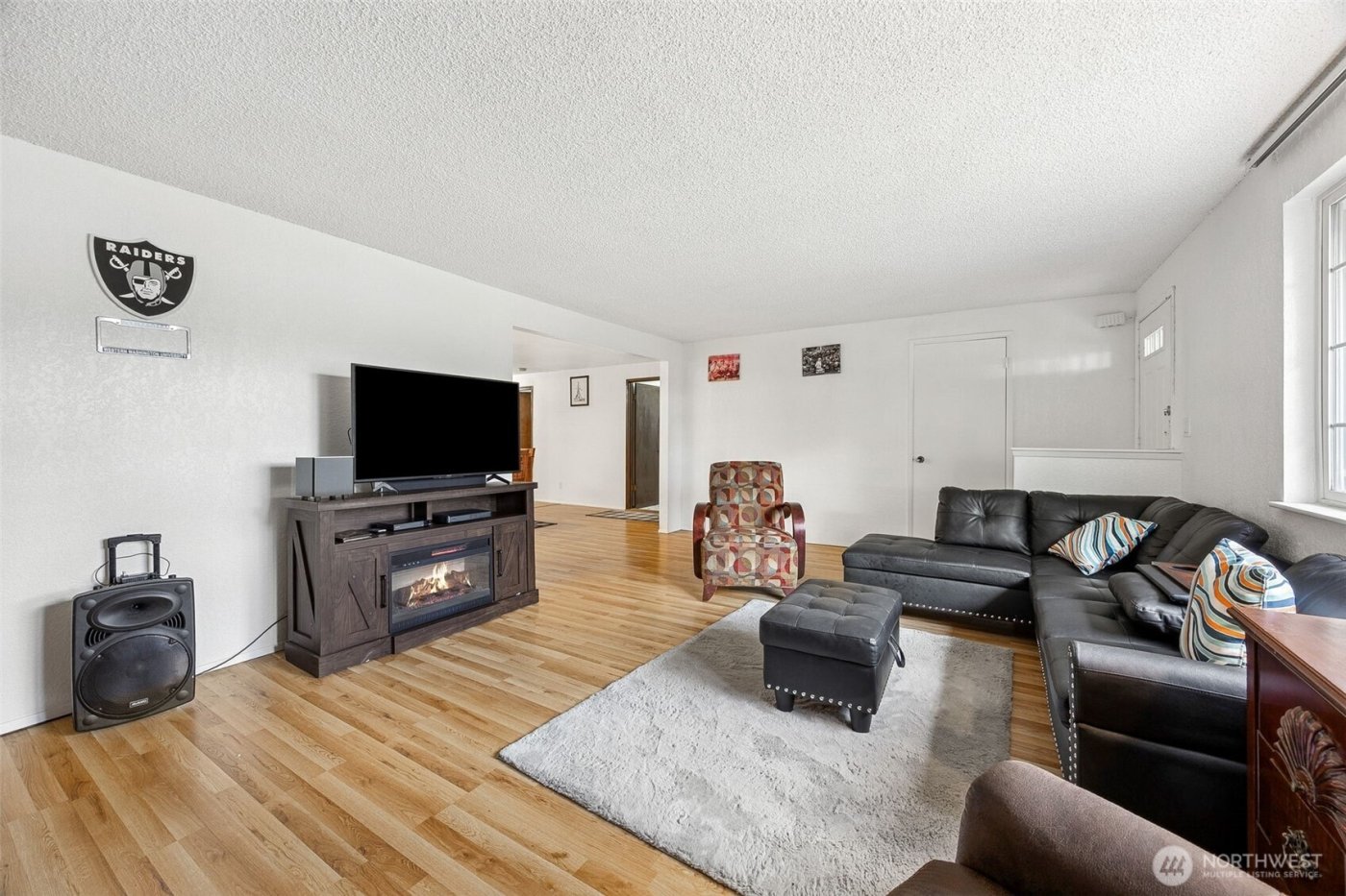 609 E 69th Street , Tacoma, WA 98404