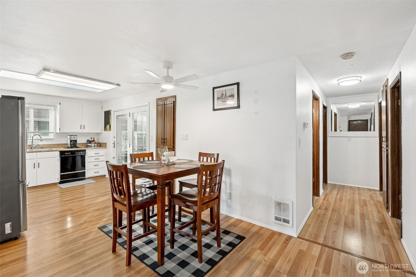 609 E 69th Street , Tacoma, WA 98404