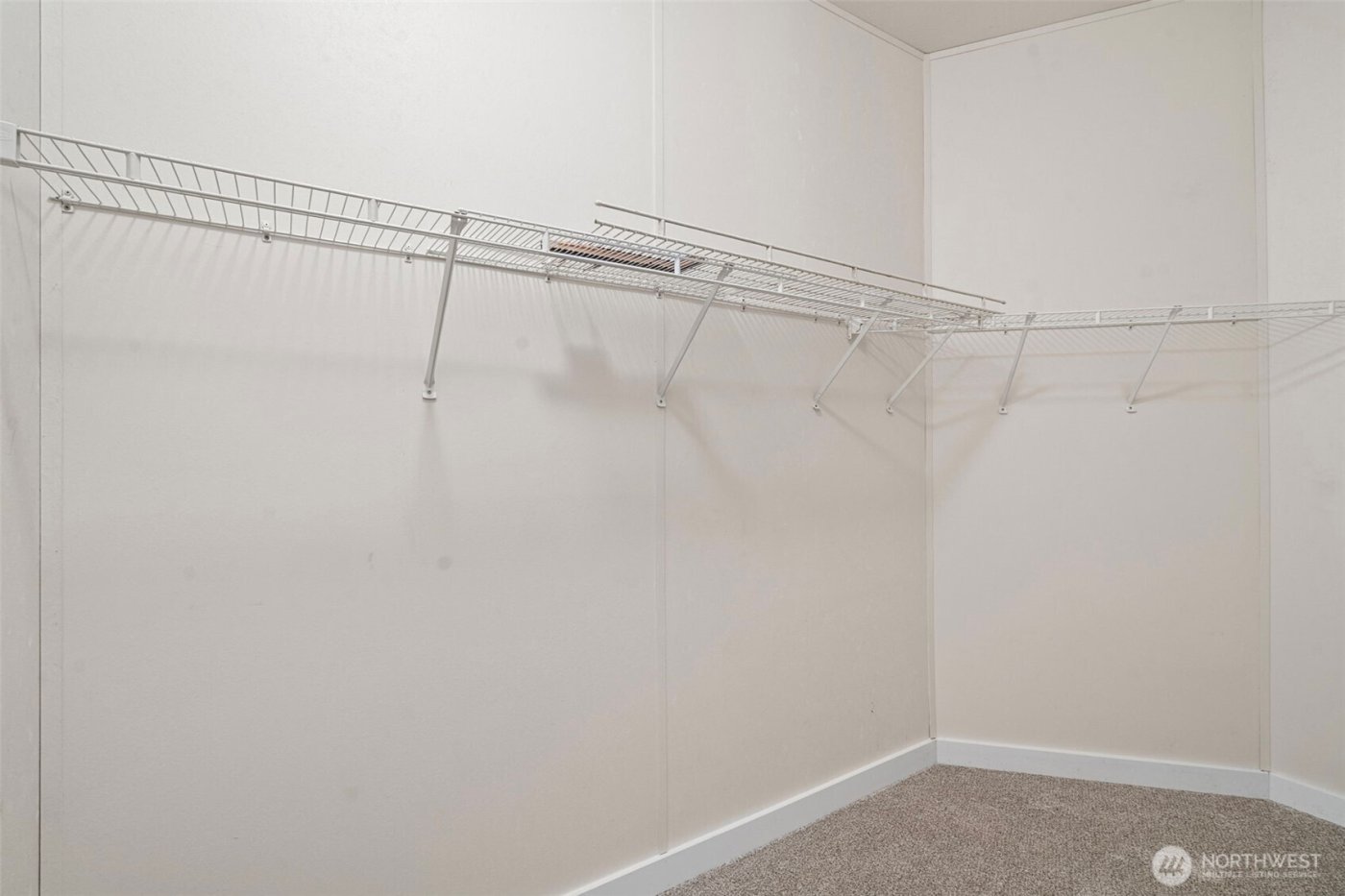 13942 169th Avenue SE, Rainier, WA 98576