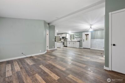 13942 169th Avenue SE, Rainier, WA 98576 - Photo 2