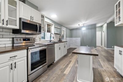 13942 169th Avenue SE, Rainier, WA 98576 - Photo 6