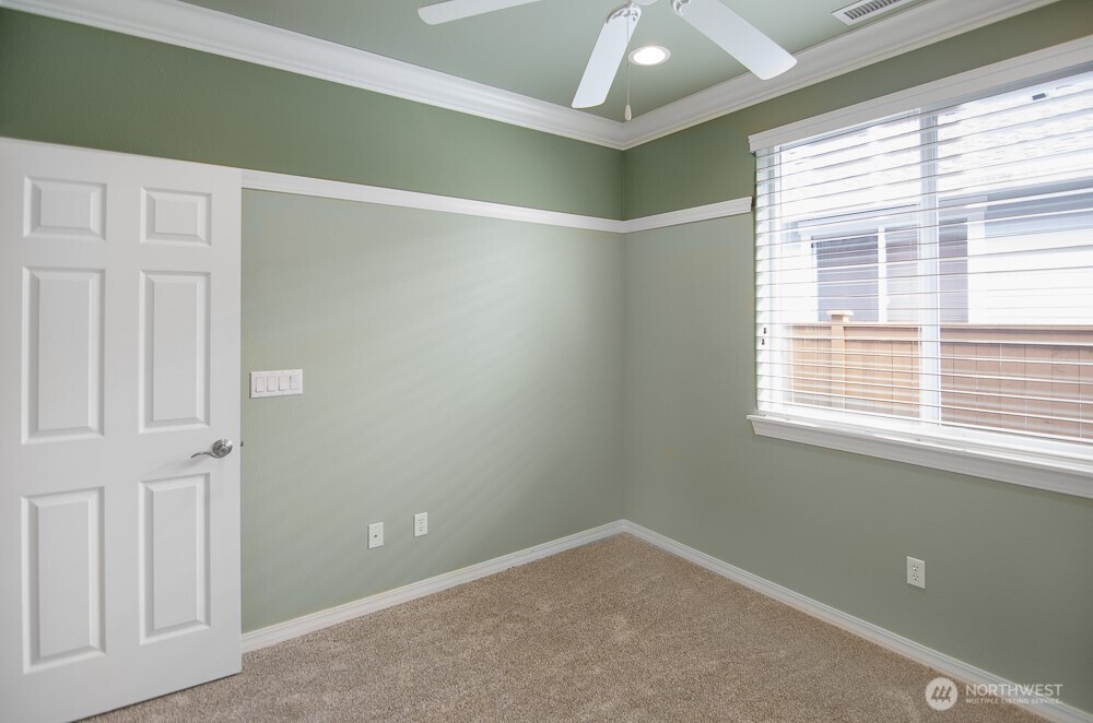 4963 Bend Drive NE, Lacey, WA 98516