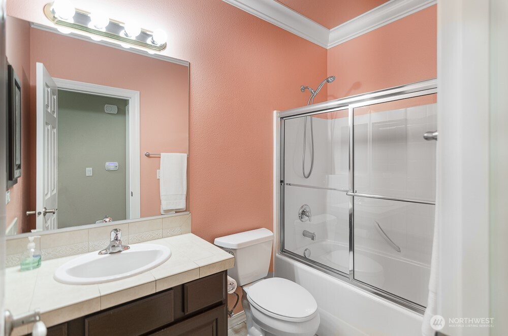 4963 Bend Drive NE, Lacey, WA 98516