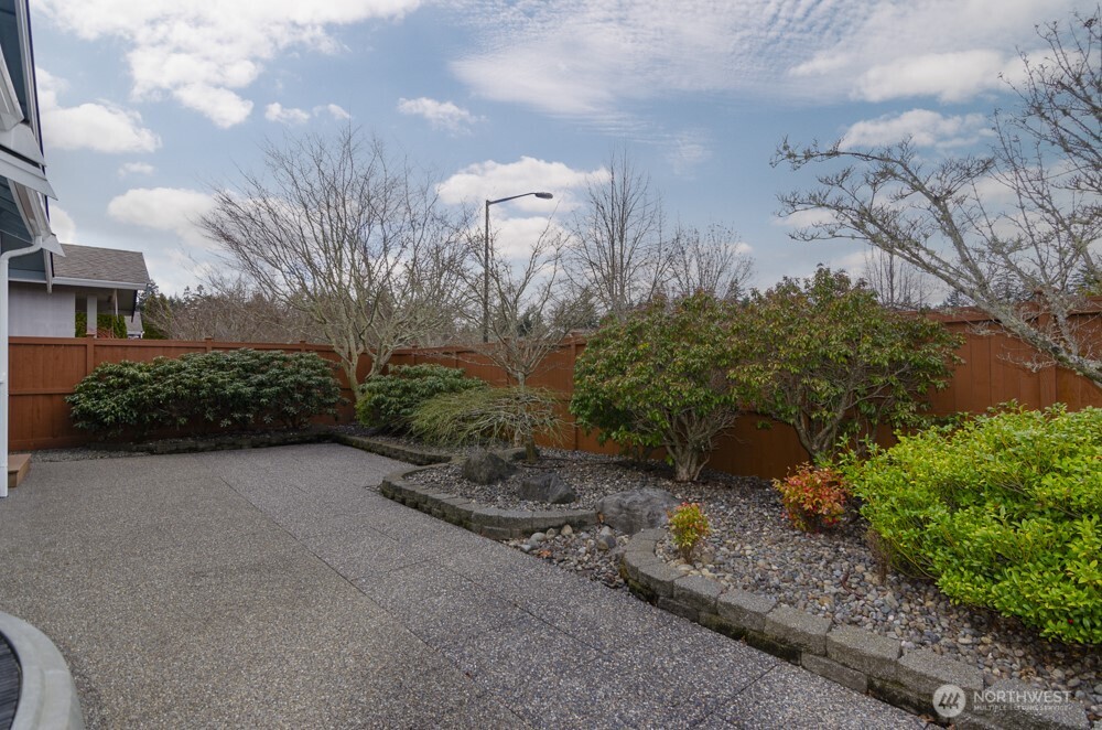 4963 Bend Drive NE, Lacey, WA 98516