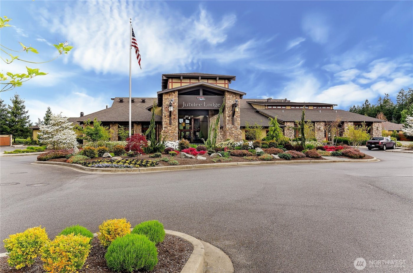 4963 Bend Drive NE, Lacey, WA 98516