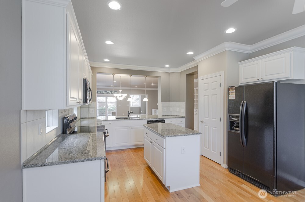 4963 Bend Drive NE, Lacey, WA 98516