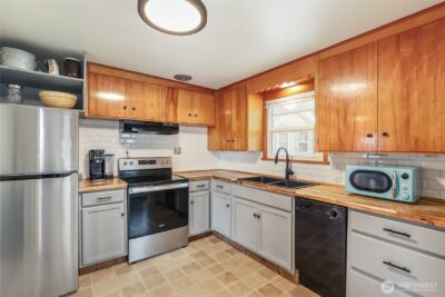 1034 S Market Boulevard , Chehalis, WA 98532 - Photo 4