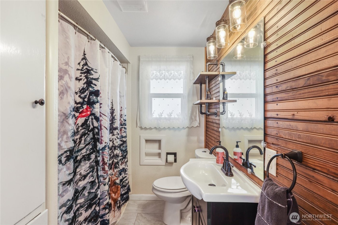 1034 S Market Boulevard , Chehalis, WA 98532