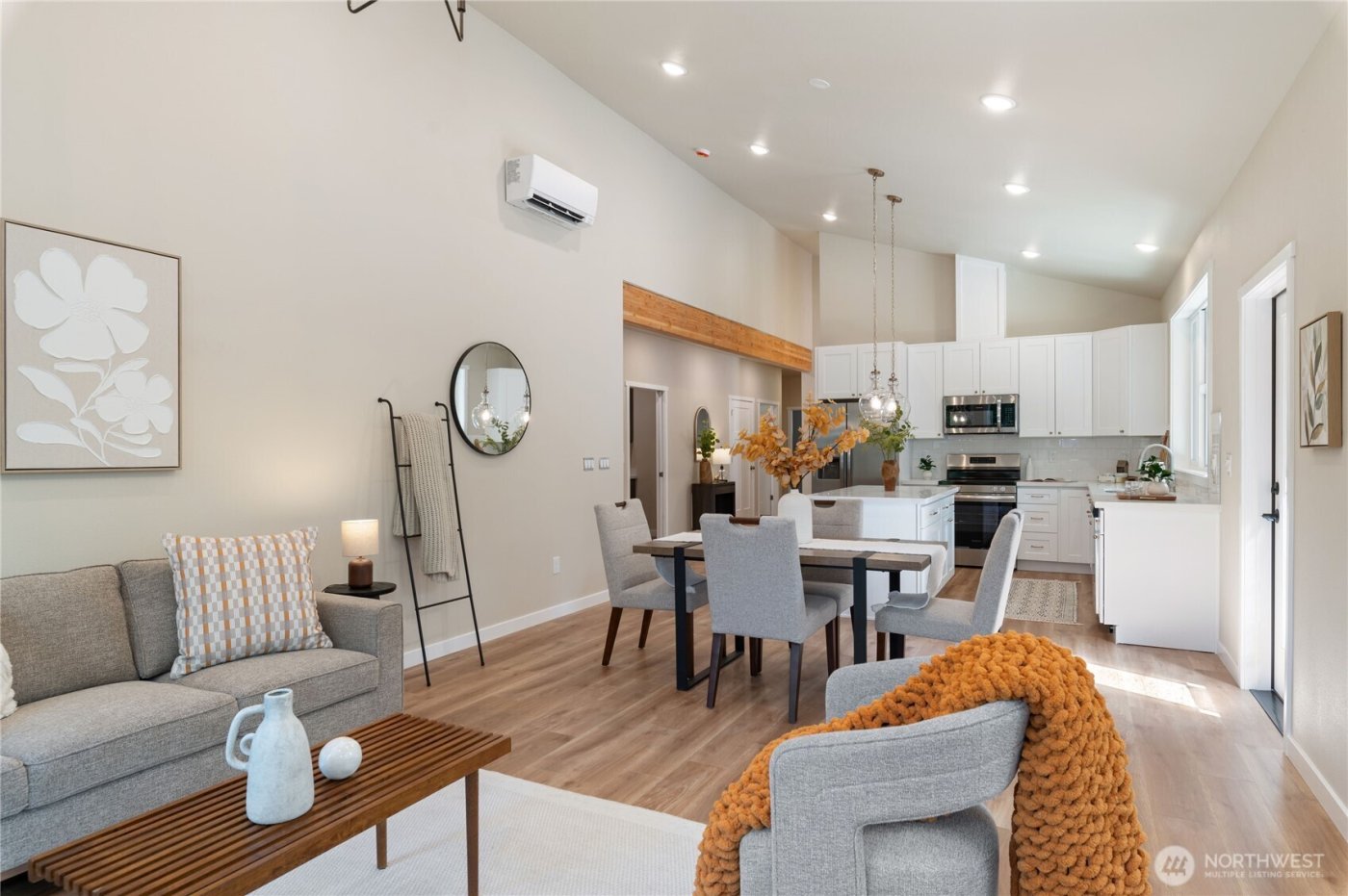 50 E Blackberry Lane , Union, WA 98592