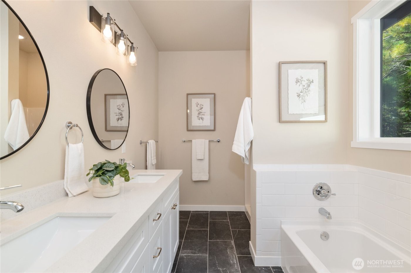50 E Blackberry Lane , Union, WA 98592