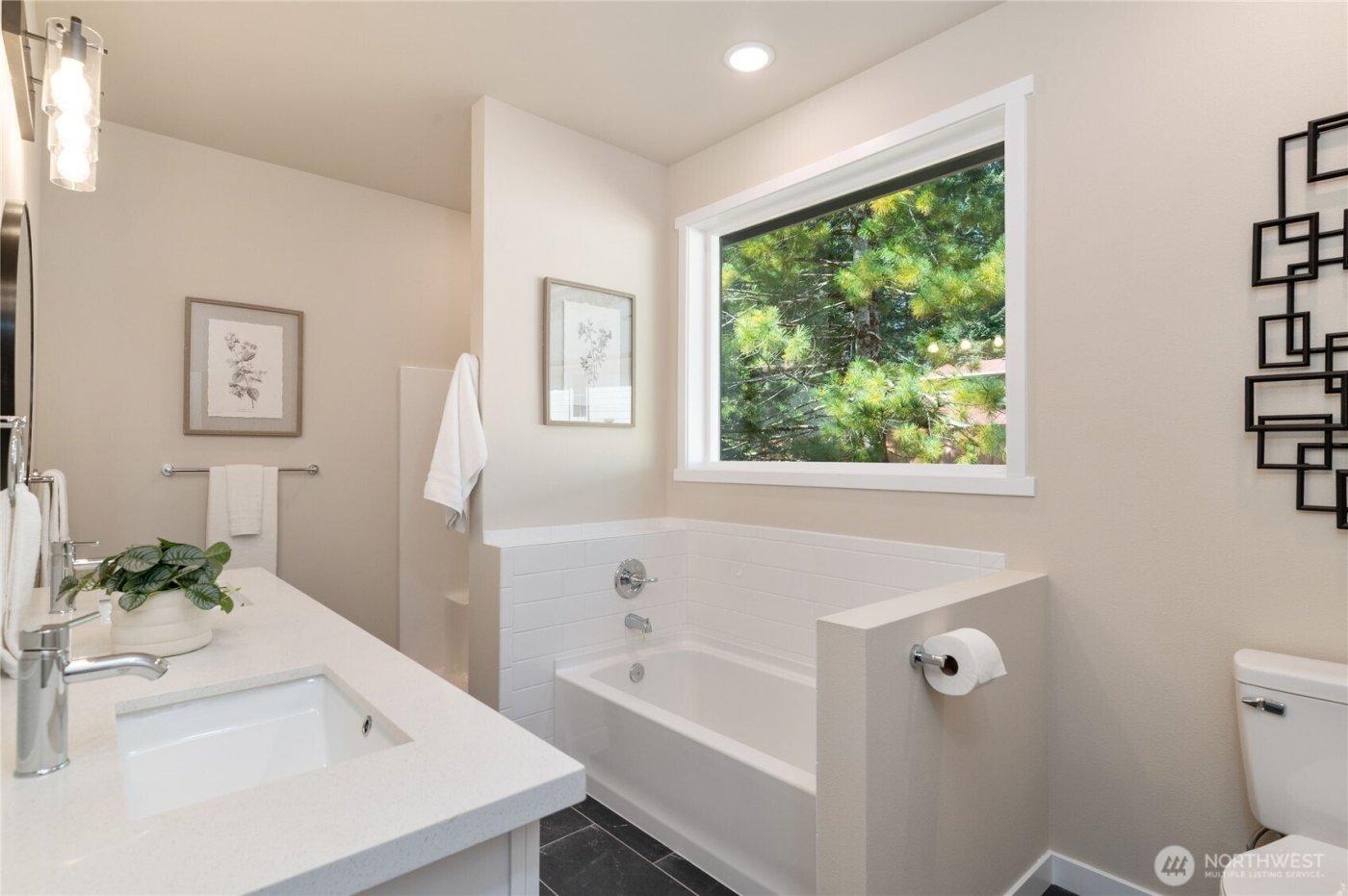 50 E Blackberry Lane , Union, WA 98592